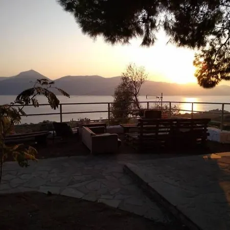 Arsinoe - Cosy Guesthouse- Hotel *